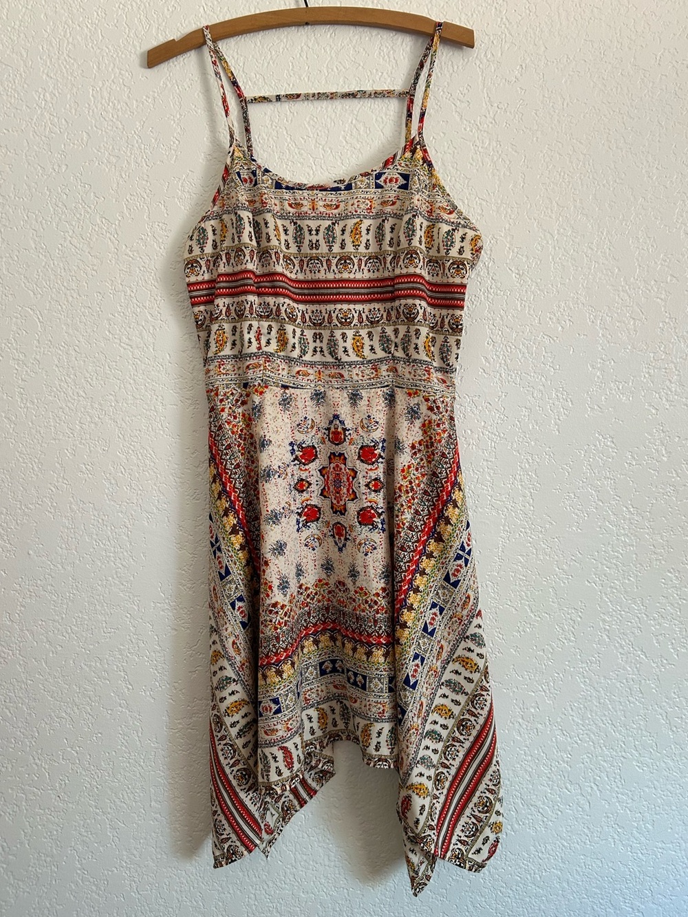 💟 Charlotte Russe Cream Boho Print Handkerchief Hem Dress